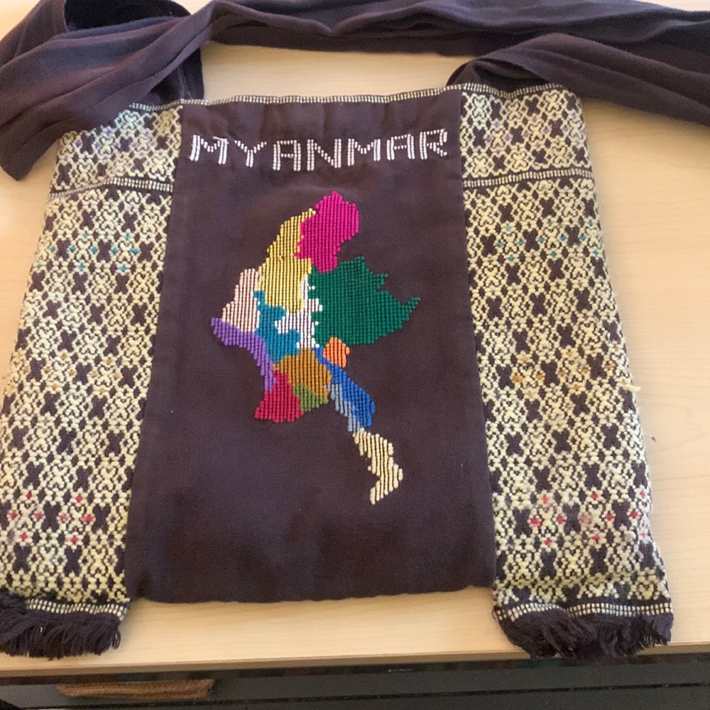 Myanmar Women’s EUC Embroidered Bag